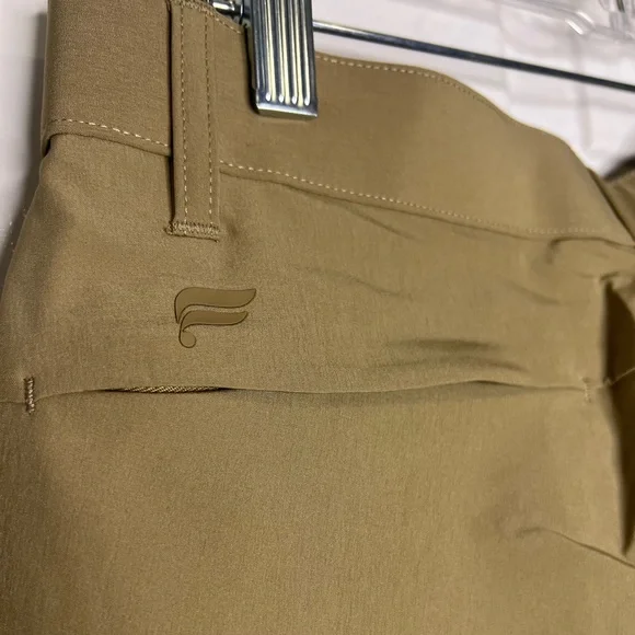 Fabletics NWT Men’s The Only Pant Classic Fit 30x32 Dark Twill - Picture 3 of 13